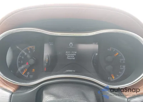 2015 Jeep Grand Cherokee Summit из США, поврежденный, VIN 1C4RJFJT0FC674494